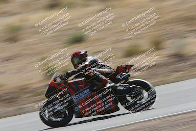 media/Apr-20-2025-AHRMA (Sun) [[393a79c373]]/Race/Group 10/Turn 4b/